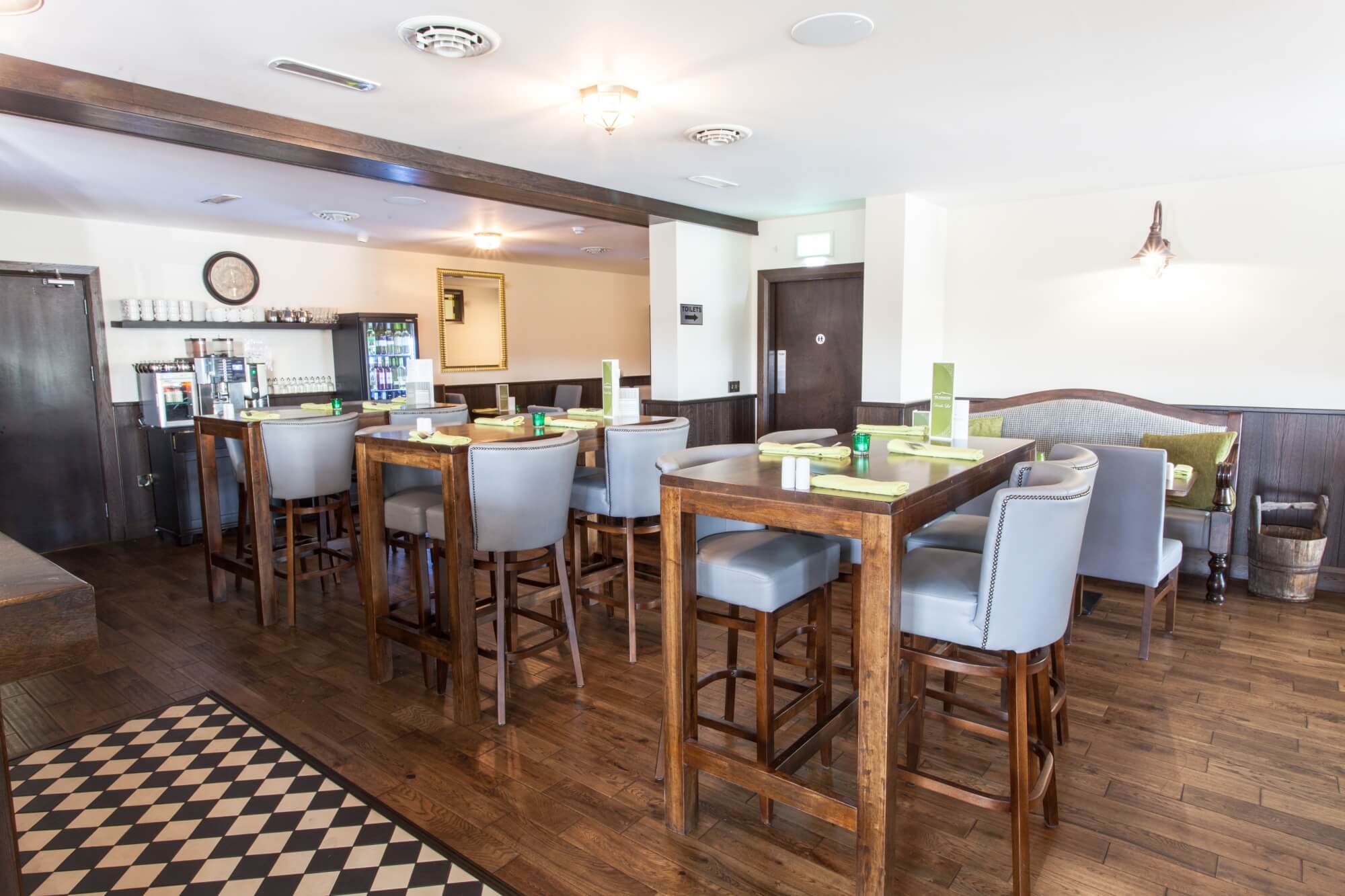 Restaurant Gallery The Ponderosa